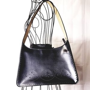 Mondani Shoulder Bag